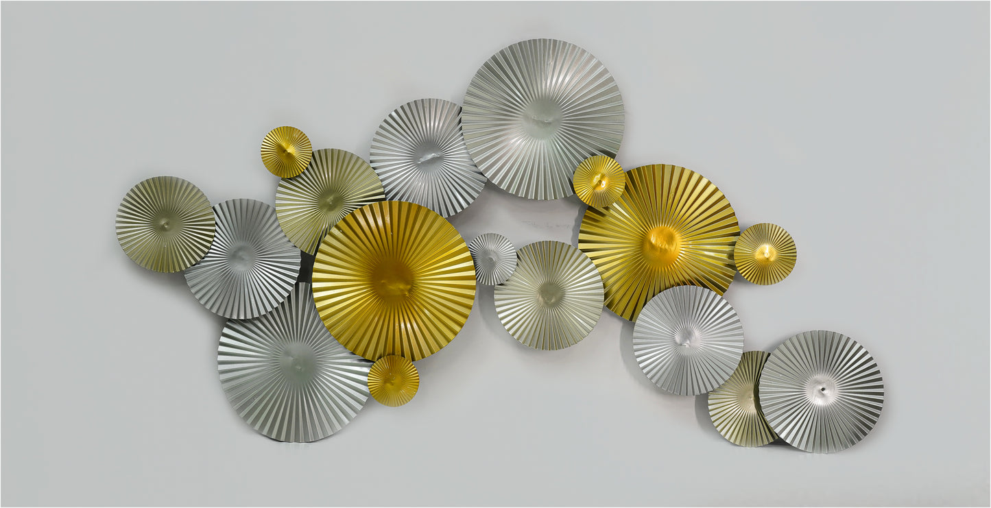 Silver and Gold Plates