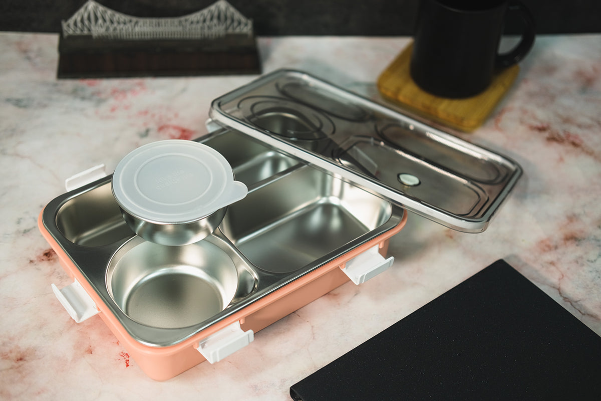 Spanker Magna Large Lunch Box