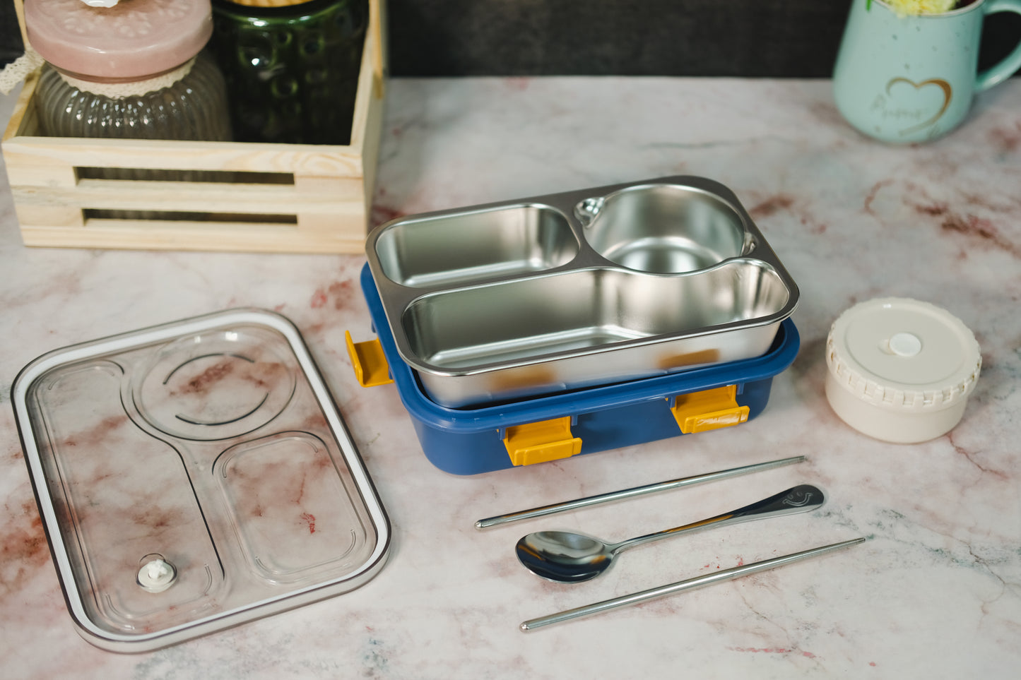Triple Grid Lunch Box
