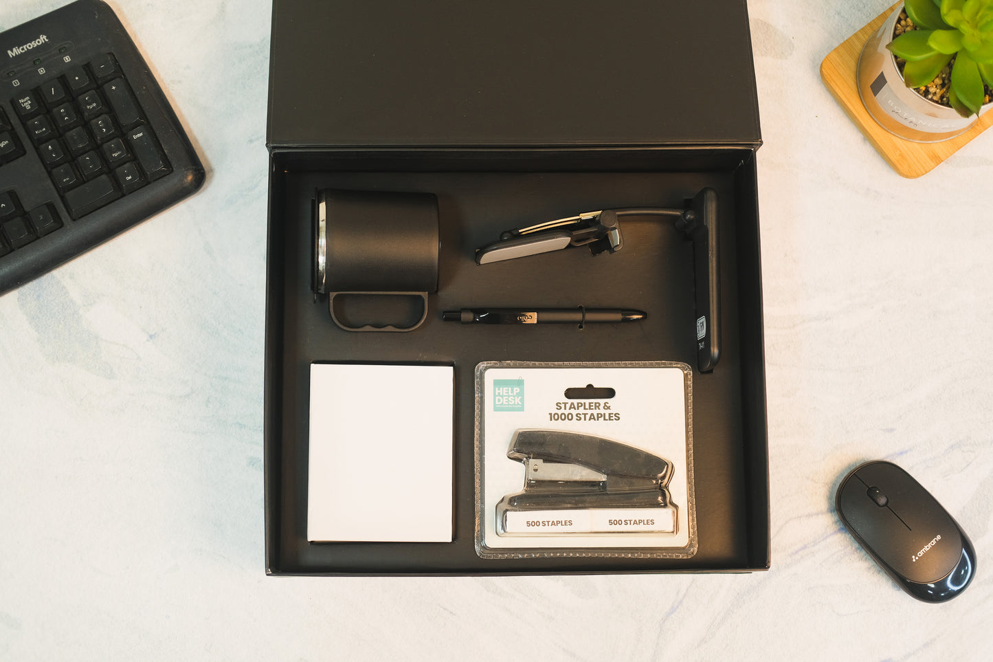 DeskDynamo