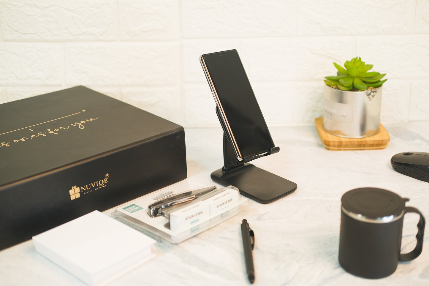 DeskDynamo