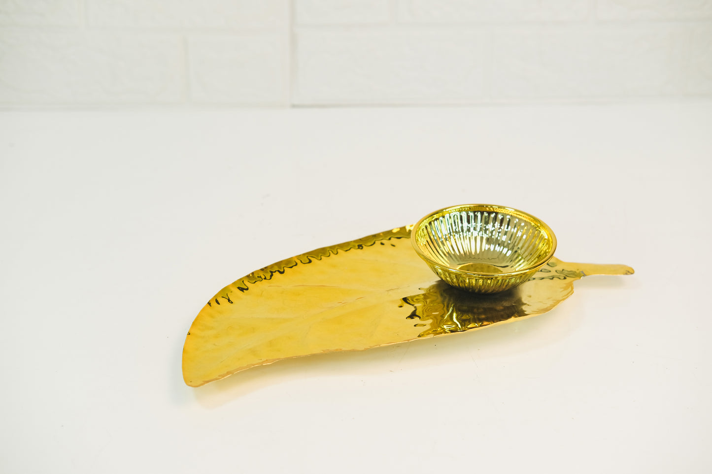 Big Leaf with bowl