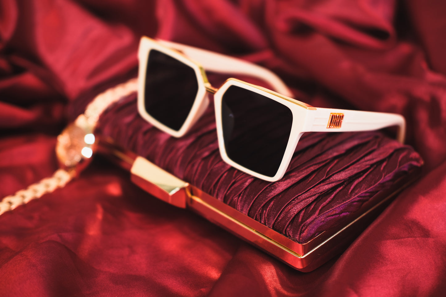 Sunglass