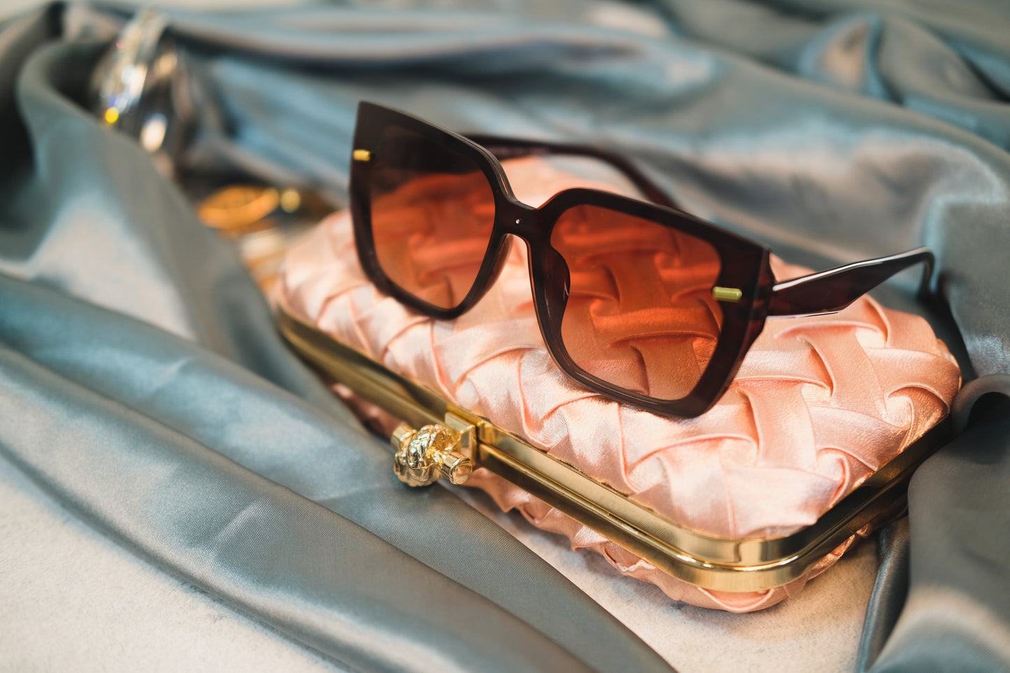 Sunglass