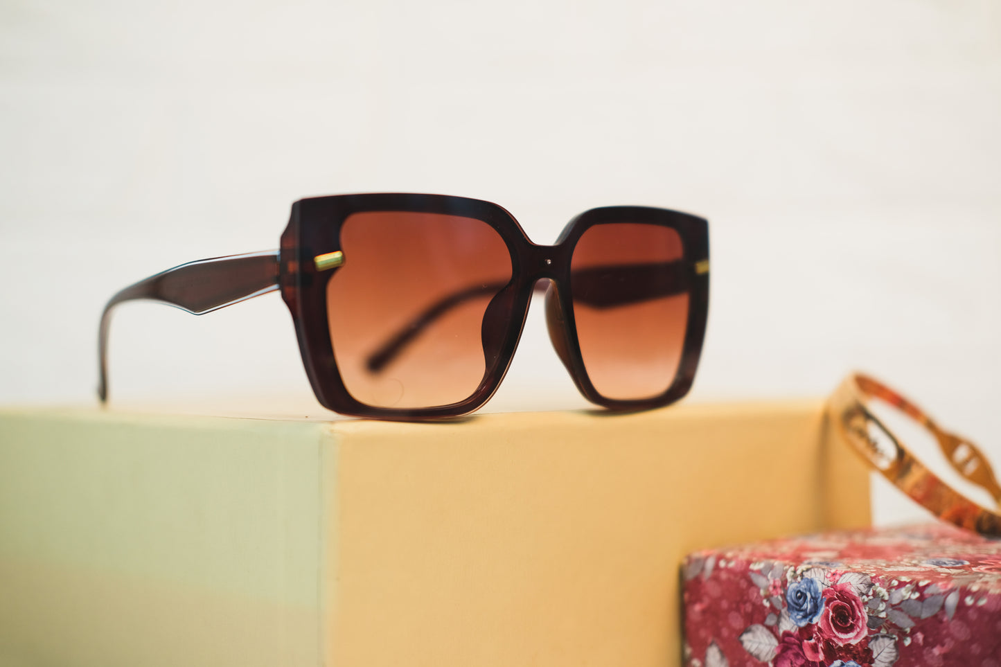 Sunglass