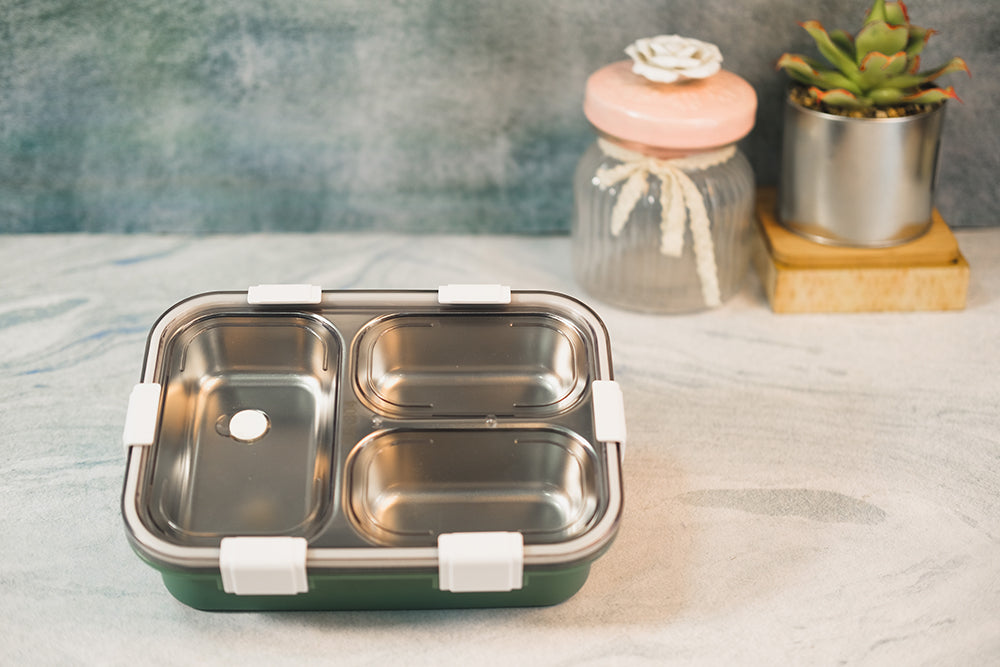 3 Compartment Lunch Box