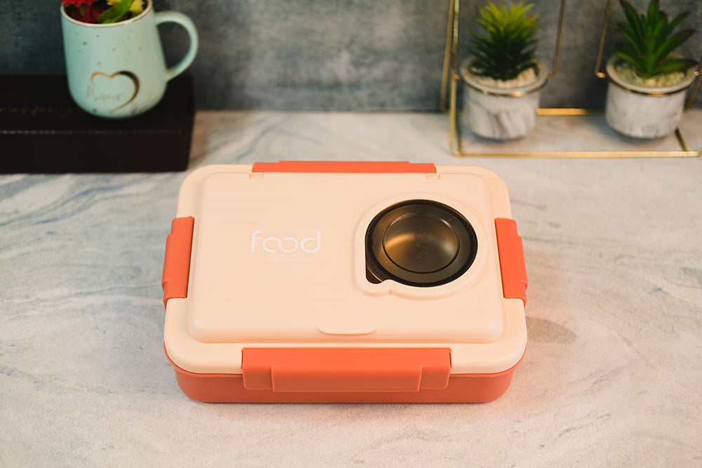 4 Compartment Lunch Box with Liquid Container