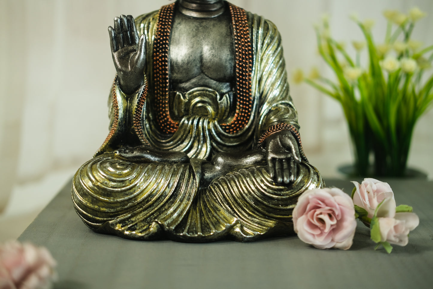 Serene Gautam Buddha Showpiece