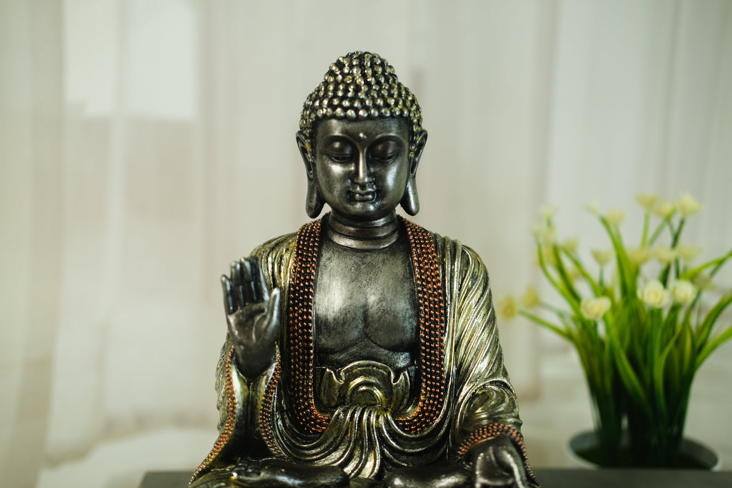 Serene Gautam Buddha Showpiece