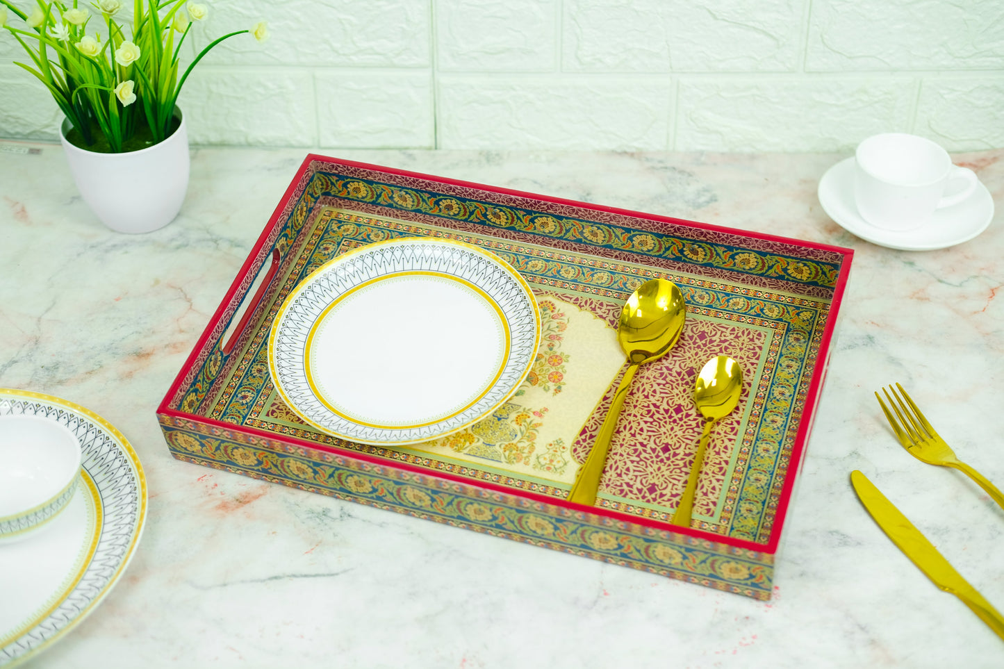 Regal Medium Tray